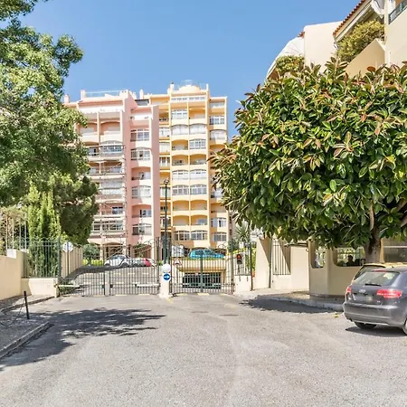 Houze_lovely Flat With Swimming Pool! Apartment